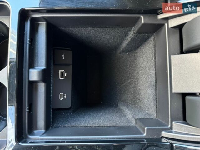 Белый Ленд Ровер Рендж Ровер Эвок, объемом двигателя 2 л и пробегом 21 тыс. км за 41999 $, фото 39 на Automoto.ua