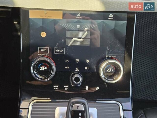 Белый Ленд Ровер Рендж Ровер Эвок, объемом двигателя 2 л и пробегом 34 тыс. км за 47900 $, фото 34 на Automoto.ua