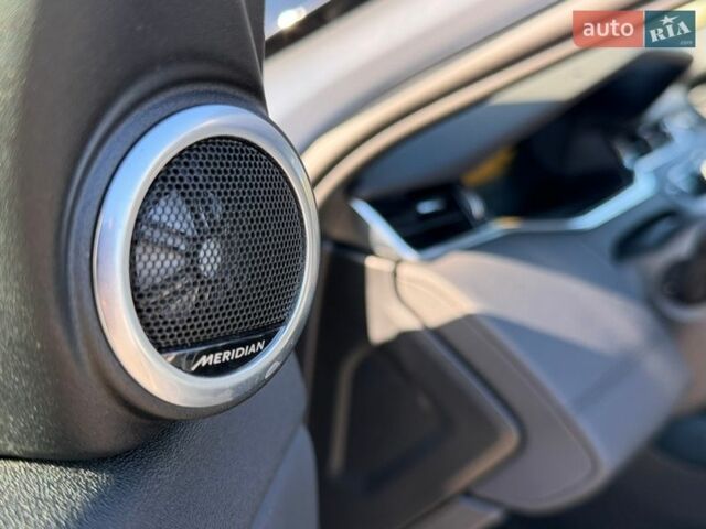 Білий Ленд Ровер Рендж Ровер Евок, об'ємом двигуна 2 л та пробігом 84 тис. км за 36500 $, фото 26 на Automoto.ua