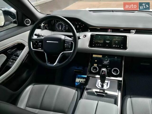 Белый Ленд Ровер Рендж Ровер Эвок, объемом двигателя 2 л и пробегом 34 тыс. км за 49900 $, фото 25 на Automoto.ua