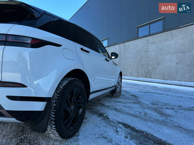 Белый Ленд Ровер Рендж Ровер Эвок, объемом двигателя 2 л и пробегом 38 тыс. км за 55000 $, фото 6 на Automoto.ua