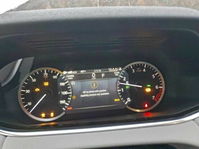 Білий Ленд Ровер Рендж Ровер Евок, об'ємом двигуна 2 л та пробігом 24 тис. км за 12000 $, фото 8 на Automoto.ua