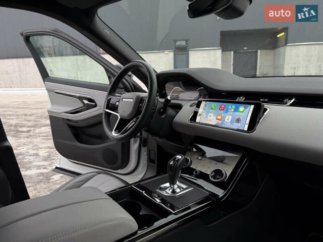 Белый Ленд Ровер Рендж Ровер Эвок, объемом двигателя 2 л и пробегом 38 тыс. км за 55000 $, фото 8 на Automoto.ua