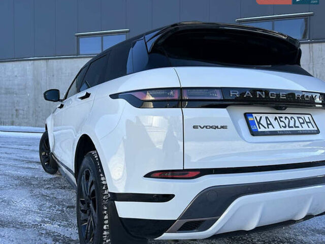 Белый Ленд Ровер Рендж Ровер Эвок, объемом двигателя 2 л и пробегом 38 тыс. км за 55000 $, фото 4 на Automoto.ua