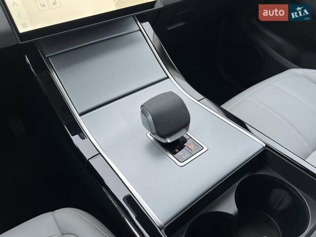 Белый Ленд Ровер Рендж Ровер Эвок, объемом двигателя 2 л и пробегом 33 тыс. км за 48900 $, фото 21 на Automoto.ua