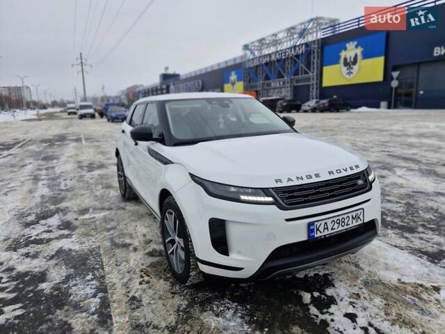 Белый Ленд Ровер Рендж Ровер Эвок, объемом двигателя 2 л и пробегом 17 тыс. км за 53000 $, фото 7 на Automoto.ua