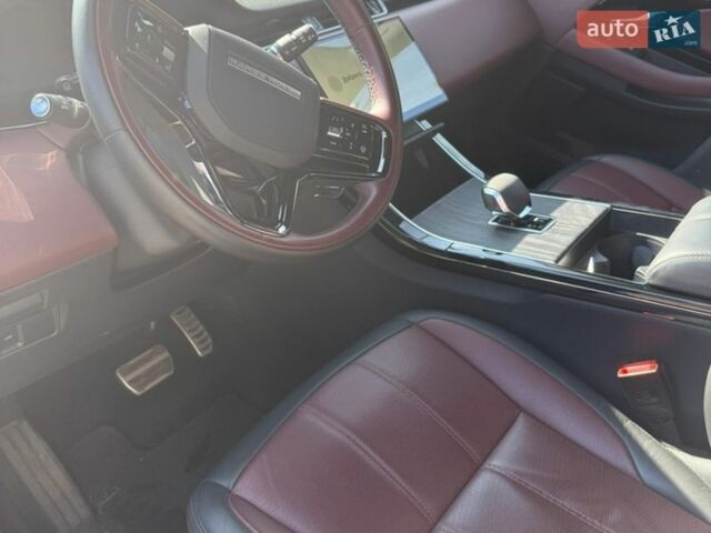 Білий Ленд Ровер Рендж Ровер Евок, об'ємом двигуна 2 л та пробігом 38 тис. км за 57000 $, фото 4 на Automoto.ua