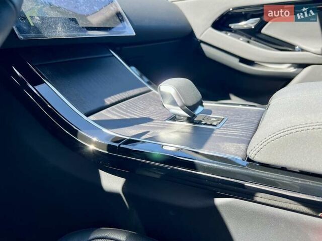 Білий Ленд Ровер Рендж Ровер Евок, об'ємом двигуна 2 л та пробігом 13 тис. км за 55900 $, фото 21 на Automoto.ua