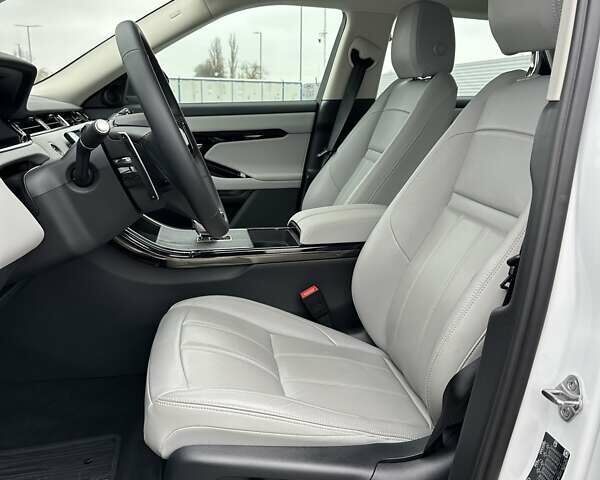 Белый Ленд Ровер Рендж Ровер Эвок, объемом двигателя 2 л и пробегом 7 тыс. км за 59900 $, фото 13 на Automoto.ua