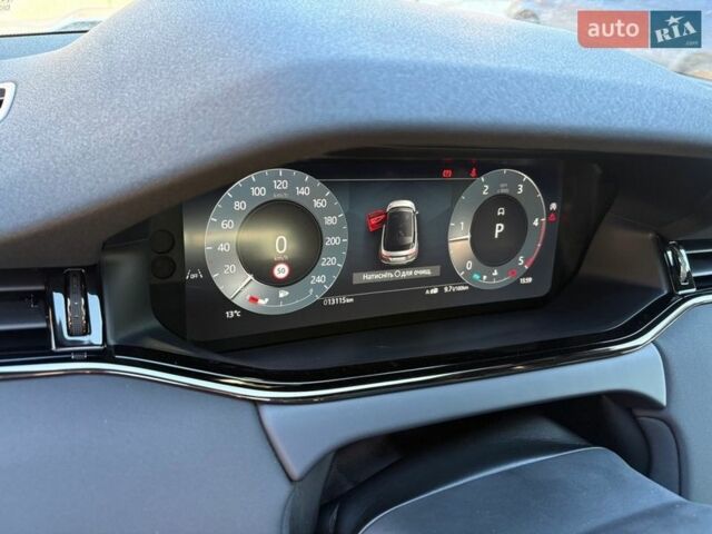 Белый Ленд Ровер Рендж Ровер Эвок, объемом двигателя 2 л и пробегом 13 тыс. км за 52900 $, фото 1 на Automoto.ua