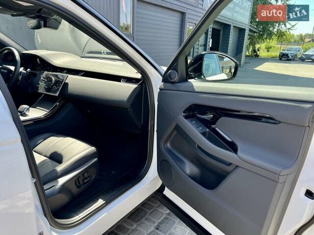 Белый Ленд Ровер Рендж Ровер Эвок, объемом двигателя 2 л и пробегом 13 тыс. км за 56900 $, фото 48 на Automoto.ua