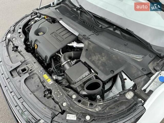 Белый Ленд Ровер Рендж Ровер Эвок, объемом двигателя 2 л и пробегом 10 тыс. км за 62900 $, фото 34 на Automoto.ua