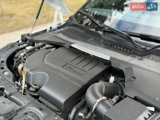 Білий Ленд Ровер Рендж Ровер Евок, об'ємом двигуна 2 л та пробігом 18 тис. км за 53000 $, фото 23 на Automoto.ua