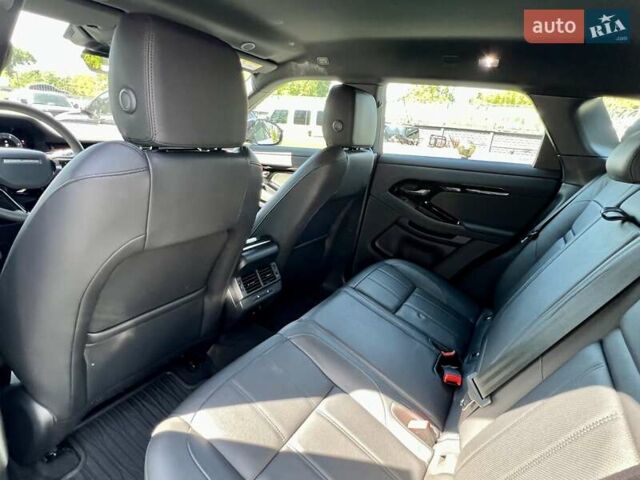 Белый Ленд Ровер Рендж Ровер Эвок, объемом двигателя 2 л и пробегом 13 тыс. км за 56900 $, фото 33 на Automoto.ua