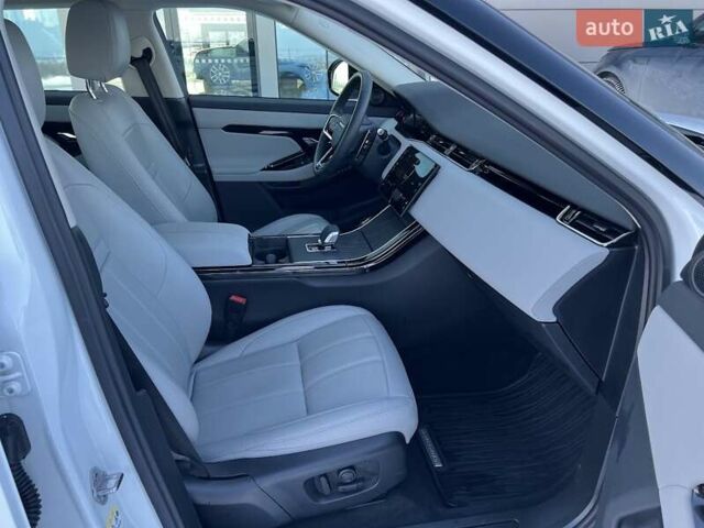 Белый Ленд Ровер Рендж Ровер Эвок, объемом двигателя 2 л и пробегом 12 тыс. км за 58407 $, фото 26 на Automoto.ua