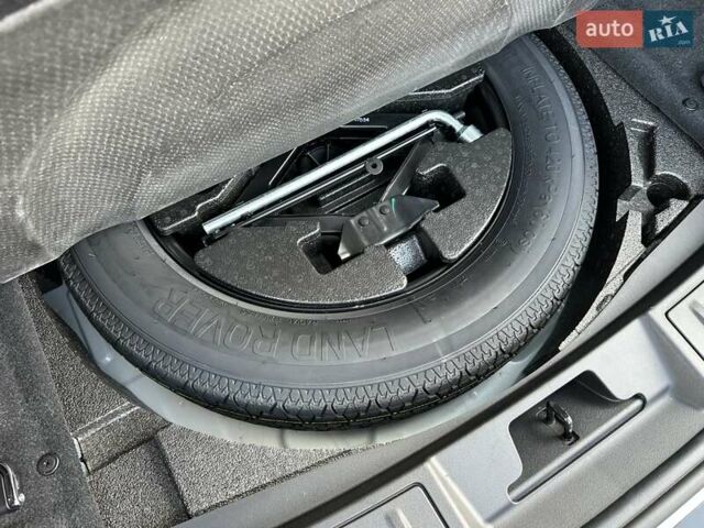 Білий Ленд Ровер Рендж Ровер Евок, об'ємом двигуна 2 л та пробігом 9 тис. км за 59900 $, фото 31 на Automoto.ua