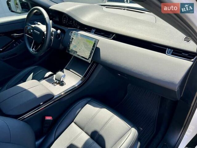 Білий Ленд Ровер Рендж Ровер Евок, об'ємом двигуна 2 л та пробігом 13 тис. км за 55900 $, фото 57 на Automoto.ua