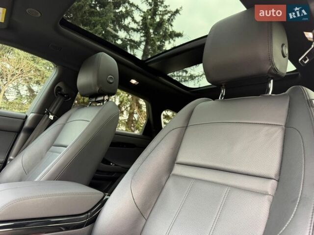 Білий Ленд Ровер Рендж Ровер Евок, об'ємом двигуна 2 л та пробігом 18 тис. км за 53000 $, фото 58 на Automoto.ua