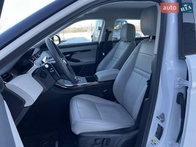 Белый Ленд Ровер Рендж Ровер Эвок, объемом двигателя 2 л и пробегом 12 тыс. км за 58407 $, фото 9 на Automoto.ua