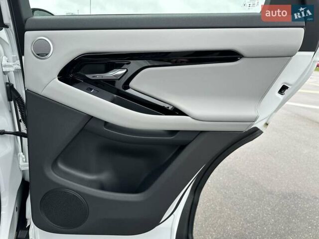 Белый Ленд Ровер Рендж Ровер Эвок, объемом двигателя 2 л и пробегом 10 тыс. км за 62900 $, фото 26 на Automoto.ua