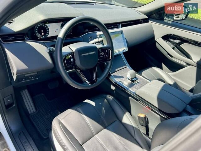 Белый Ленд Ровер Рендж Ровер Эвок, объемом двигателя 2 л и пробегом 13 тыс. км за 56900 $, фото 27 на Automoto.ua