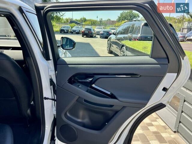 Білий Ленд Ровер Рендж Ровер Евок, об'ємом двигуна 2 л та пробігом 13 тис. км за 55900 $, фото 43 на Automoto.ua