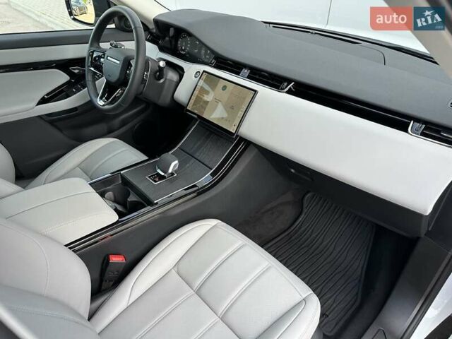 Білий Ленд Ровер Рендж Ровер Евок, об'ємом двигуна 2 л та пробігом 9 тис. км за 59900 $, фото 26 на Automoto.ua