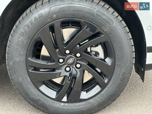 Белый Ленд Ровер Рендж Ровер Эвок, объемом двигателя 2 л и пробегом 7 тыс. км за 59900 $, фото 9 на Automoto.ua