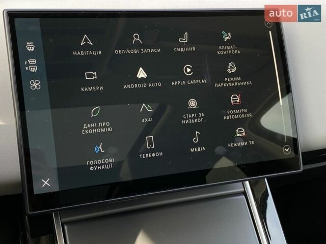 Білий Ленд Ровер Рендж Ровер Евок, об'ємом двигуна 2 л та пробігом 13 тис. км за 54900 $, фото 33 на Automoto.ua