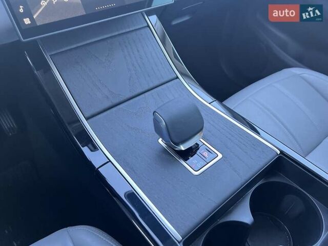 Белый Ленд Ровер Рендж Ровер Эвок, объемом двигателя 2 л и пробегом 12 тыс. км за 58407 $, фото 18 на Automoto.ua