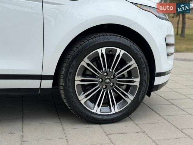 Білий Ленд Ровер Рендж Ровер Евок, об'ємом двигуна 2 л та пробігом 18 тис. км за 53000 $, фото 24 на Automoto.ua