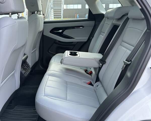 Білий Ленд Ровер Рендж Ровер Евок, об'ємом двигуна 2 л та пробігом 9 тис. км за 59900 $, фото 18 на Automoto.ua