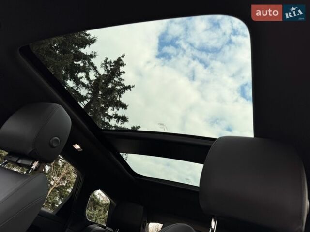 Білий Ленд Ровер Рендж Ровер Евок, об'ємом двигуна 2 л та пробігом 18 тис. км за 53000 $, фото 43 на Automoto.ua