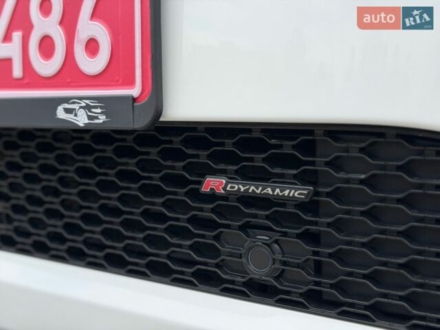 Білий Ленд Ровер Рендж Ровер Евок, об'ємом двигуна 2 л та пробігом 18 тис. км за 53000 $, фото 22 на Automoto.ua