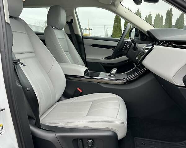 Белый Ленд Ровер Рендж Ровер Эвок, объемом двигателя 2 л и пробегом 7 тыс. км за 59900 $, фото 30 на Automoto.ua