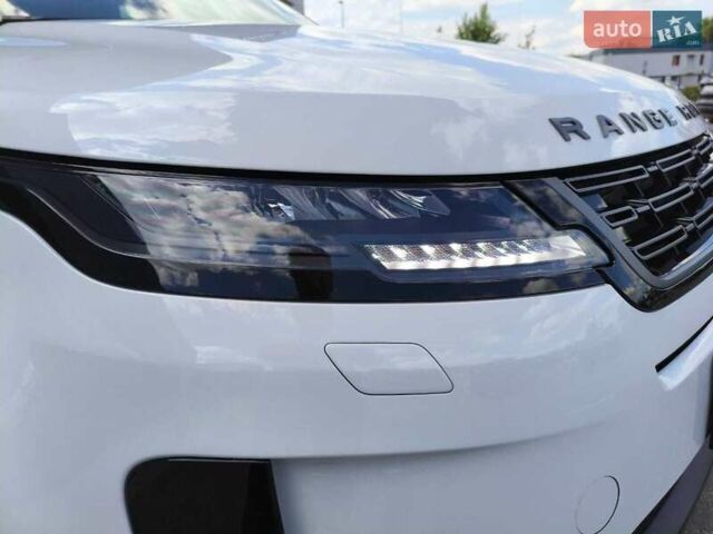 Ленд Ровер Рендж Ровер Эвок 2024 в Киеве на Automoto.ua Белый Ленд Ровер Рендж Ровер Эвок, объемом двигателя 2 л и пробегом 12 тыс. км за 58219 $, фото 3 на Automoto.ua