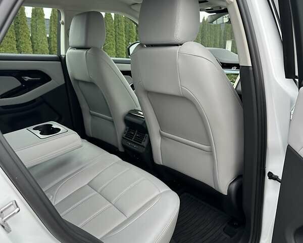 Белый Ленд Ровер Рендж Ровер Эвок, объемом двигателя 2 л и пробегом 7 тыс. км за 59900 $, фото 25 на Automoto.ua