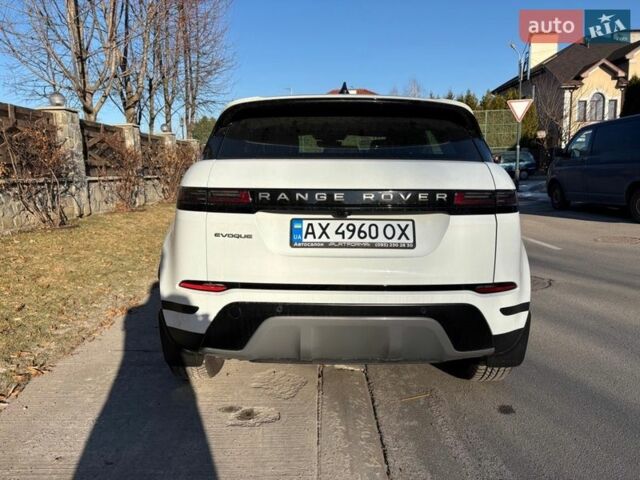 Белый Ленд Ровер Рендж Ровер Эвок, объемом двигателя 2 л и пробегом 13 тыс. км за 52900 $, фото 3 на Automoto.ua