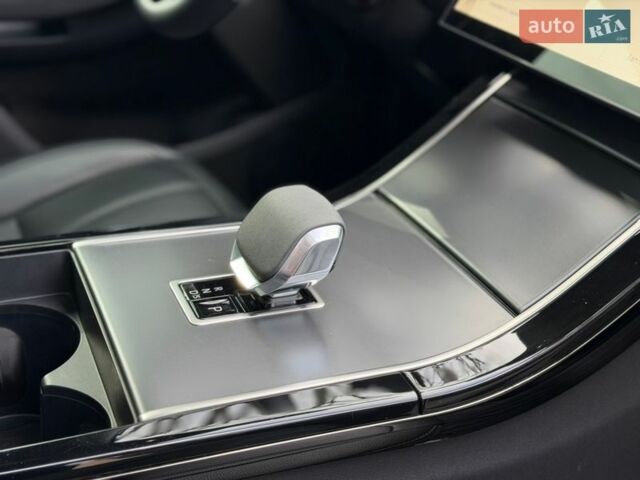 Білий Ленд Ровер Рендж Ровер Евок, об'ємом двигуна 2 л та пробігом 18 тис. км за 53000 $, фото 47 на Automoto.ua