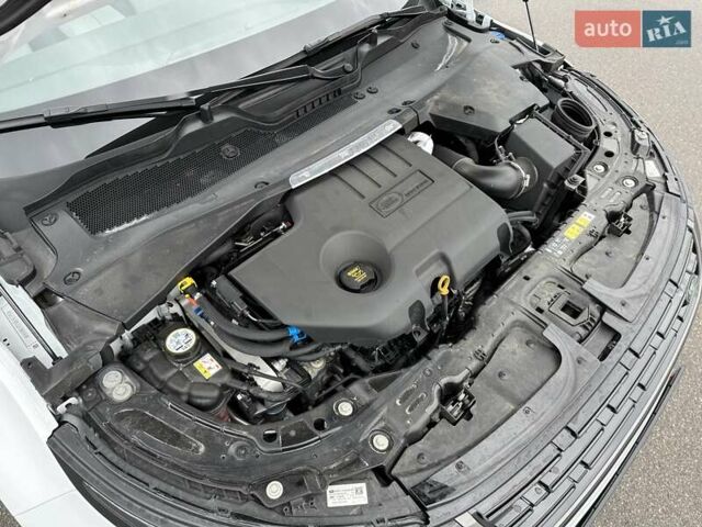 Белый Ленд Ровер Рендж Ровер Эвок, объемом двигателя 2 л и пробегом 10 тыс. км за 62900 $, фото 36 на Automoto.ua