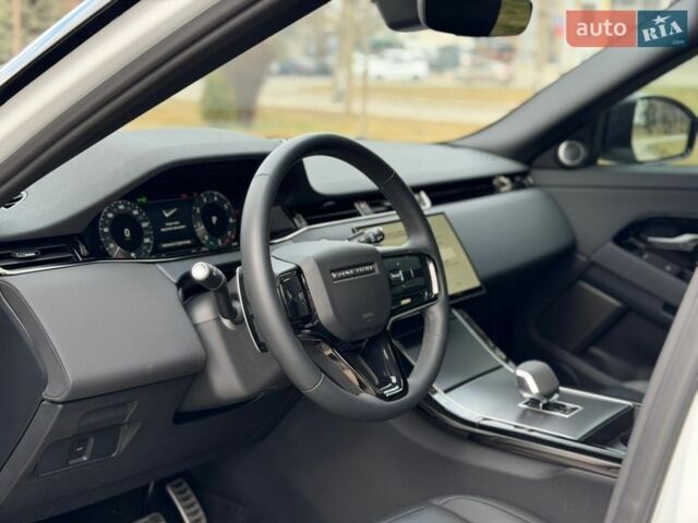 Білий Ленд Ровер Рендж Ровер Евок, об'ємом двигуна 2 л та пробігом 18 тис. км за 53000 $, фото 31 на Automoto.ua