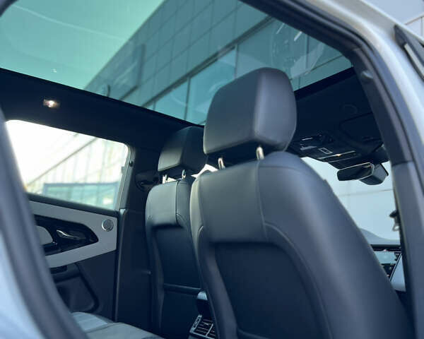 Белый Ленд Ровер Рендж Ровер Эвок, объемом двигателя 2 л и пробегом 8 тыс. км за 64900 $, фото 10 на Automoto.ua