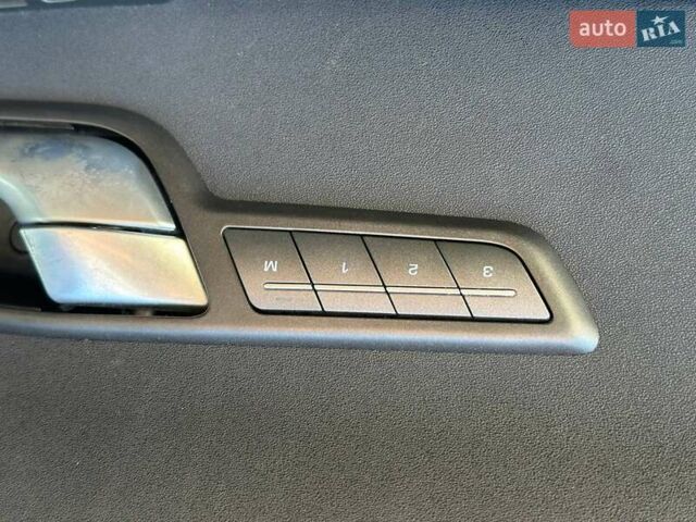 Бежевый Ленд Ровер Рендж Ровер Эвок, объемом двигателя 2 л и пробегом 201 тыс. км за 9900 $, фото 19 на Automoto.ua