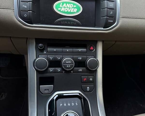 Бежевый Ленд Ровер Рендж Ровер Эвок, объемом двигателя 2.2 л и пробегом 153 тыс. км за 19600 $, фото 7 на Automoto.ua