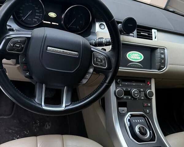 Бежевый Ленд Ровер Рендж Ровер Эвок, объемом двигателя 2.2 л и пробегом 153 тыс. км за 19600 $, фото 6 на Automoto.ua