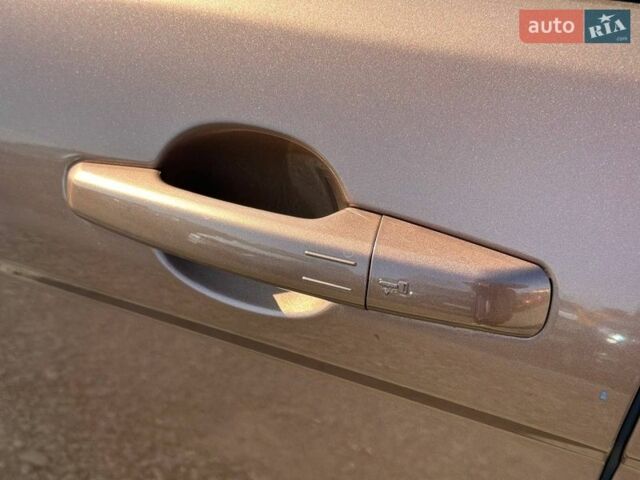 Бежевый Ленд Ровер Рендж Ровер Эвок, объемом двигателя 2 л и пробегом 201 тыс. км за 9900 $, фото 21 на Automoto.ua