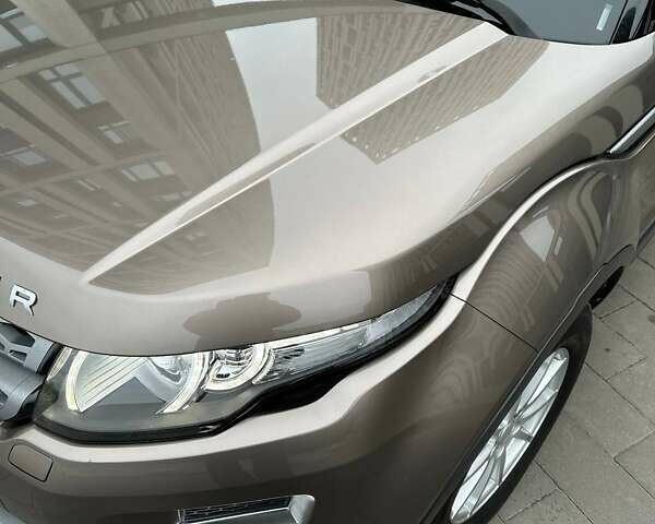 Бежевый Ленд Ровер Рендж Ровер Эвок, объемом двигателя 2.2 л и пробегом 110 тыс. км за 19999 $, фото 9 на Automoto.ua