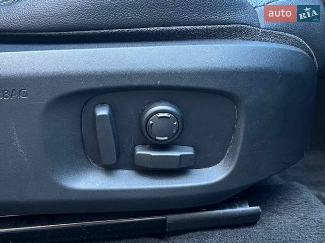 Бежевый Ленд Ровер Рендж Ровер Эвок, объемом двигателя 2 л и пробегом 193 тыс. км за 12900 $, фото 13 на Automoto.ua