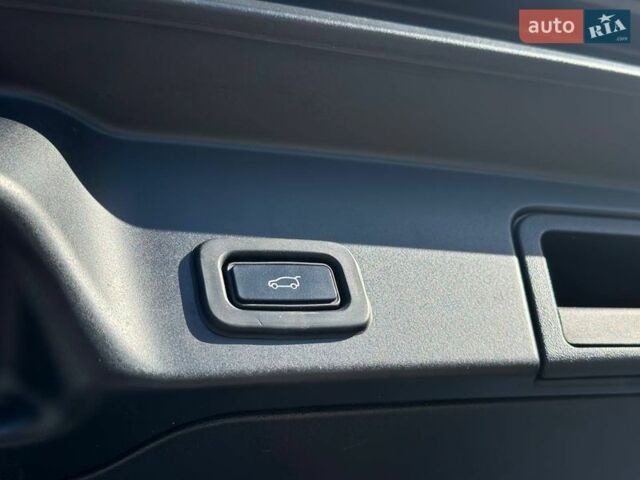 Бежевый Ленд Ровер Рендж Ровер Эвок, объемом двигателя 2 л и пробегом 101 тыс. км за 32990 $, фото 9 на Automoto.ua