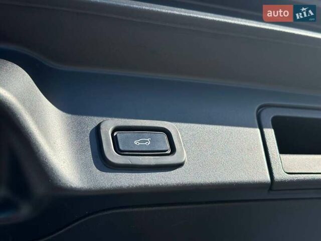 Бежевый Ленд Ровер Рендж Ровер Эвок, объемом двигателя 2 л и пробегом 101 тыс. км за 35990 $, фото 9 на Automoto.ua